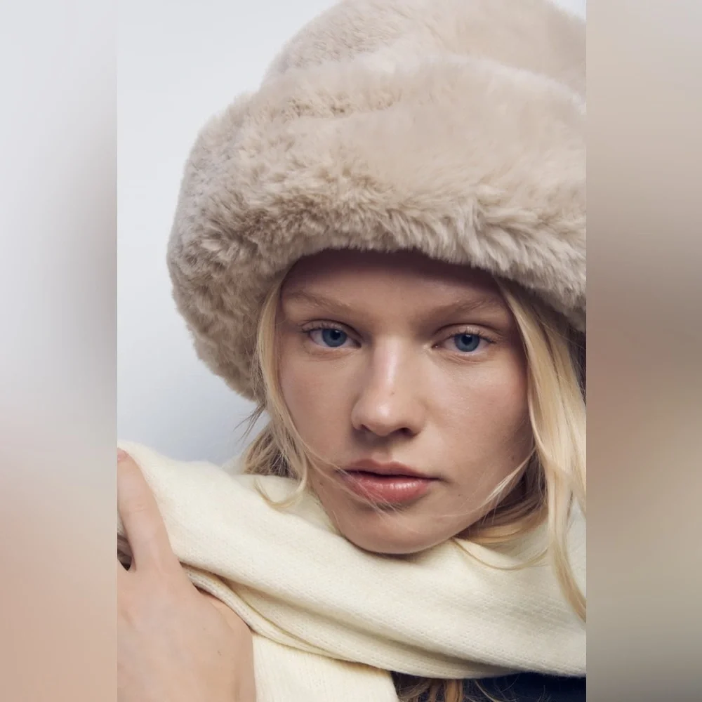 Zara FAUX FUR HAT